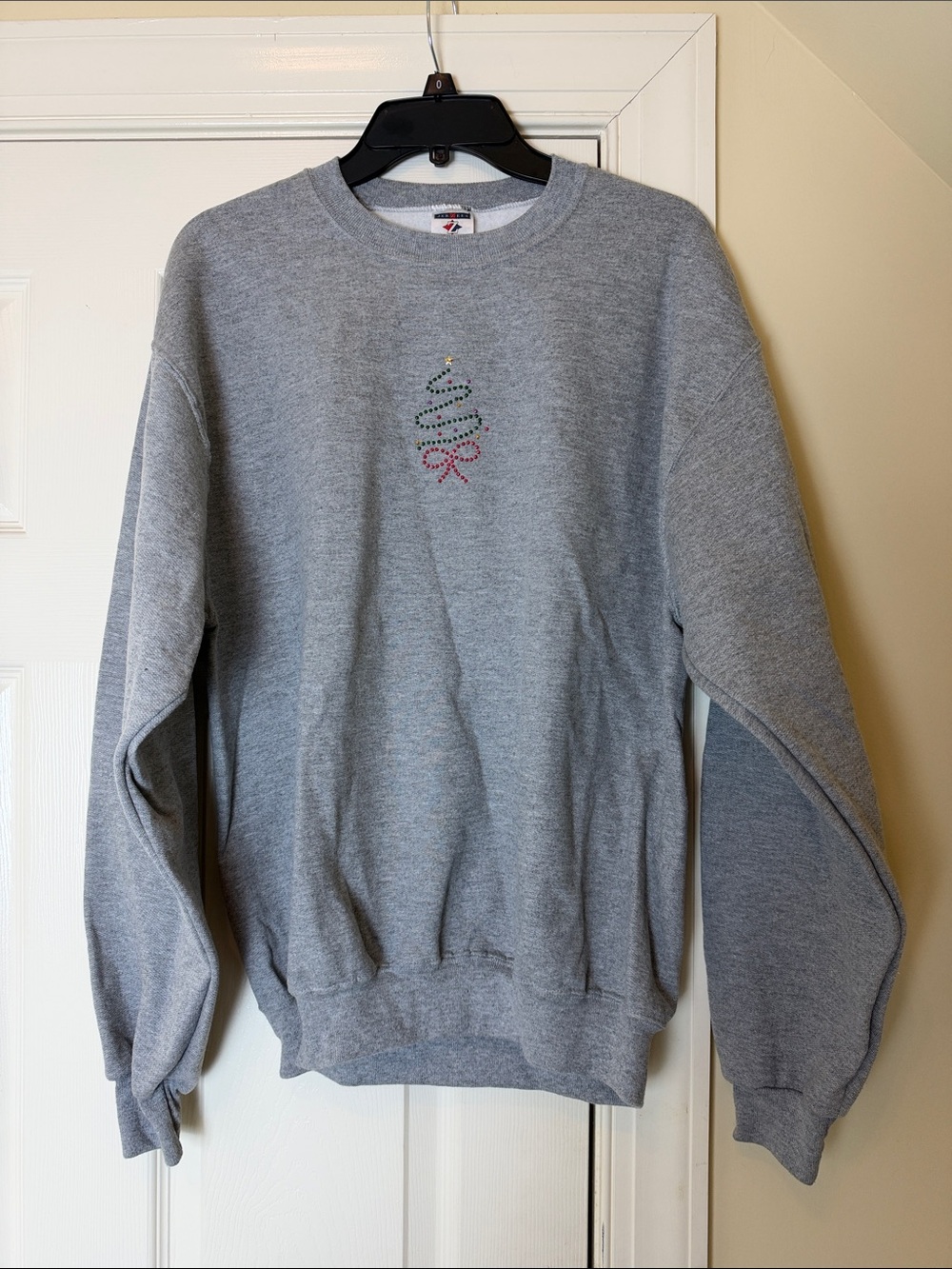 Jerzees Holiday Sweatshirt with Small Embellished Christmas Tree size Medium